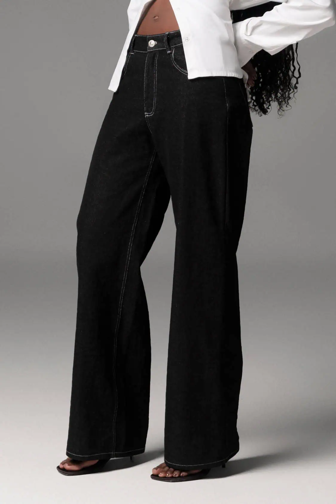 Jean Contrast - Imagen 2